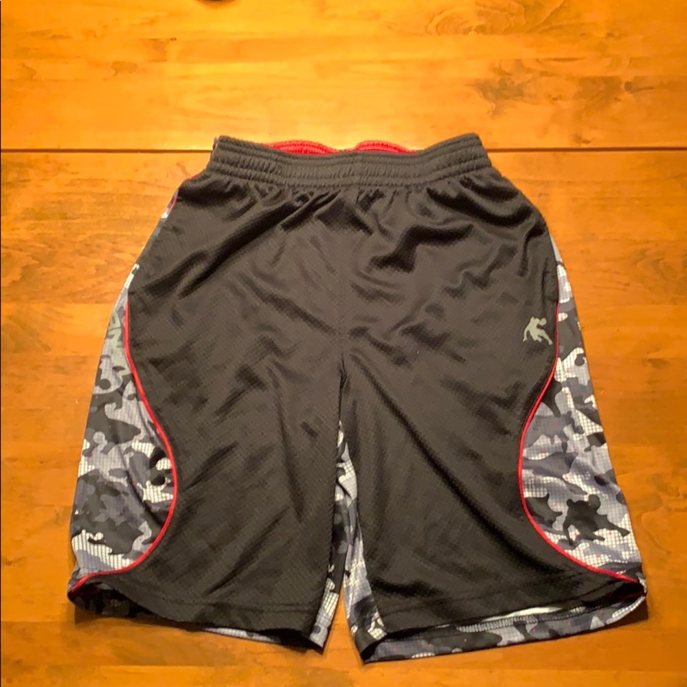 AND1 Black shorts